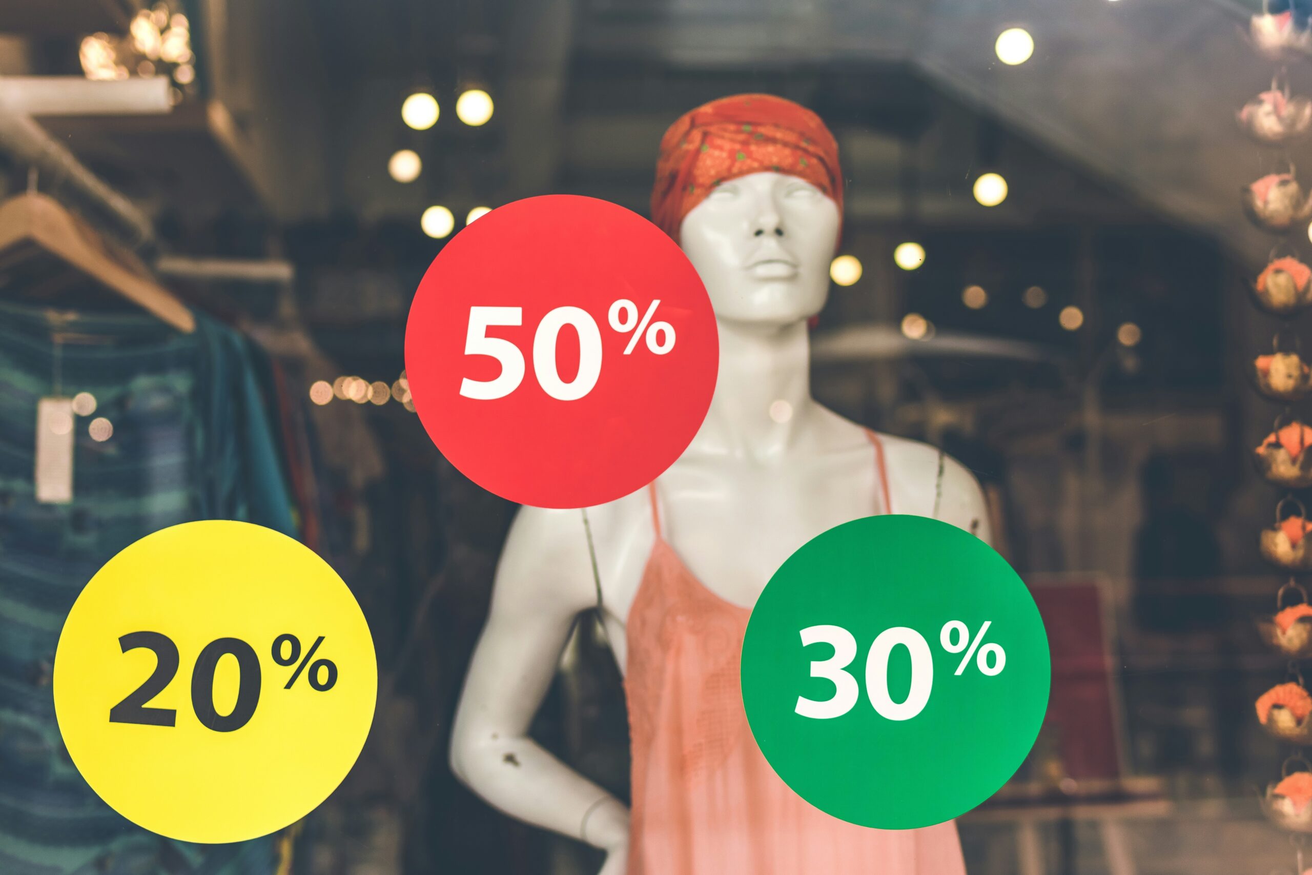 Infographic showing 68% of travelers regret not buying adequate insurance