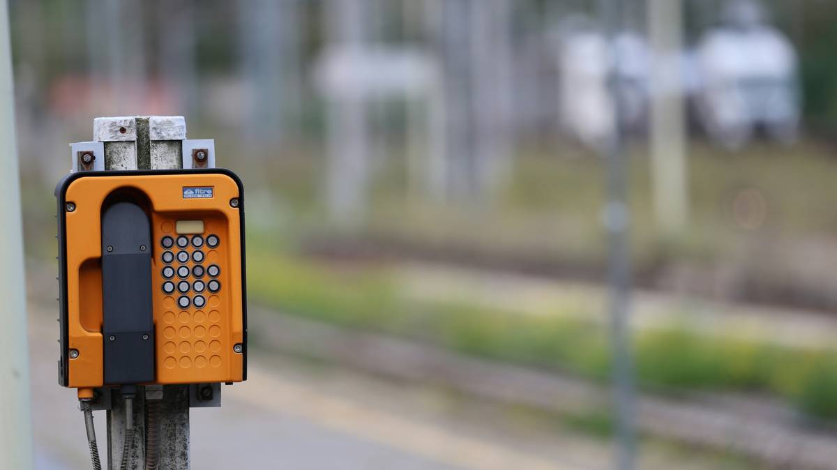 Photograph of Sarah, smiling after recovering at home thanks to repatriation service